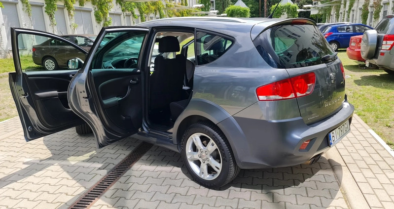 Seat Altea XL cena 29900 przebieg: 178000, rok produkcji 2012 z Białystok małe 137